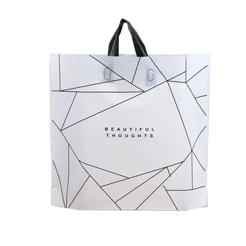 50 adet Kalın Büyük plastik saplı çanta Moda Siyah ve Beyaz Çizgili Giyim Mağazası Ambalaj Poşetleri Düğün Şeker hediye çantası