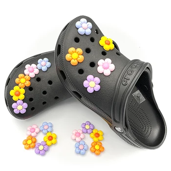 Croc Ayakkabı Takılar Yeni Tasarımcı Orijinal Renkli Çiçekler Jıbz Ayakkabı Süslemeleri Kadınlar İçin Fit Takunya DIY Parçaları Terlik Aksesuarları