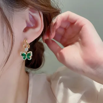 Küçük Yeşil Zirkon Kelebek Kristal Geometri Küpe Kore Moda Dangle Bırak Küpe Kadınlar Kız için