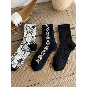 Sonbahar kış vintage kız çorap ıns Kore Siyah loafer'lar çorap kadınlar için 3D Moda koyu çorap Kelebek çiçek desen
