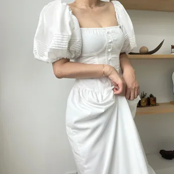 2022 Yeni Yaz Vintage Beyaz Kare Boyun Elbise Tasarım Moda Kadın Kısa Puf Kollu Bayanlar Fırfır Fishtail tatil elbisesi