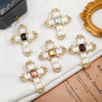Muylinda Çapraz Broş Takı Lüks Vintage Kristal Pimleri Saray Tarzı Broş Kadınlar İçin Parti Ziyafet Yaka Pin