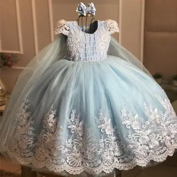 YENİ Bebek Kız Elbise Doğum Günü Aplike Dantel saten kurdele O Boyun Prenses Düğün Parti Kıyafeti Çocuk Çiçek Kız Elbise