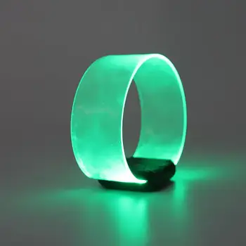 10/5 adet ışık yayan bilezik ışık LED pil floresan sahne bilekliği gece çalışan Glow kol bacak bandı parti kaynağı