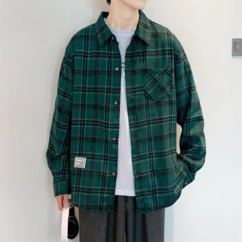 2022 Yeni Erkek Büyük Boy Gömlek Uzun Kollu Tek Göğüslü Erkek Ekose Gömlek Kore Tarzı Moda Vintage Elbise Yeşil Streetwear