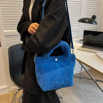 Büyük Kapasiteli Kadife Kova Çanta Japon Sevimli Peluş askılı çanta Kawaii kadın Çantası Çanta Tote Çanta Çantalar Küçük Çanta
