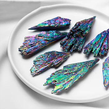 1 ADET Doğal Kristal Kaba Gökkuşağı Galvanik Siyah turmalin taşı Tüy Şekli Koleksiyonu Örnekleri Akvaryum Dekorasyon
